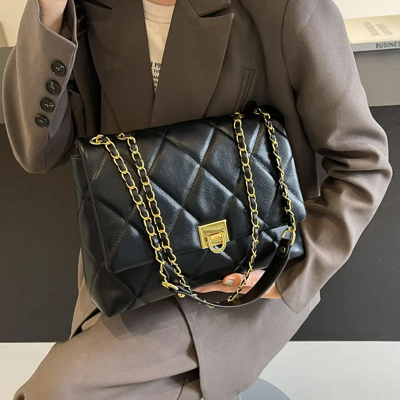 Women's Pu Plaid Solid Color Streetwear Sewing Thread Chain Lock Clasp Crossbody Bag display picture 8
