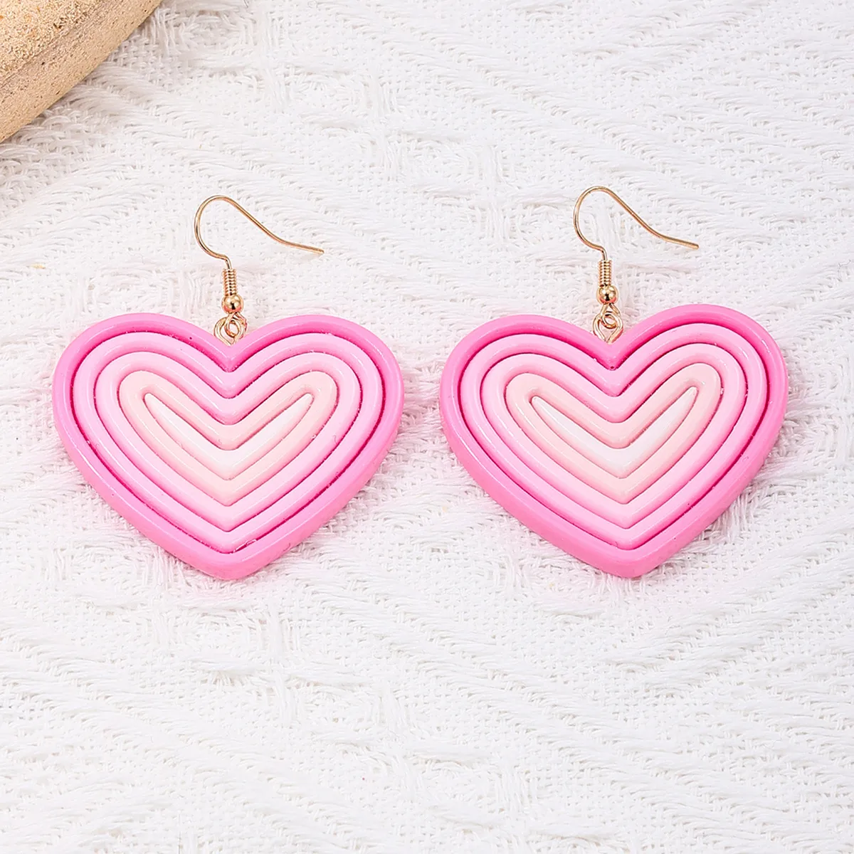 1 Pair Sweet Heart Shape Arylic Drop Earrings display picture 6
