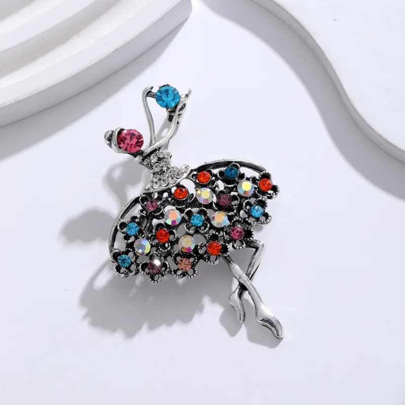 IG Style Human Leaf Flower Alloy Inlay Rhinestones Unisex Brooches display picture 16