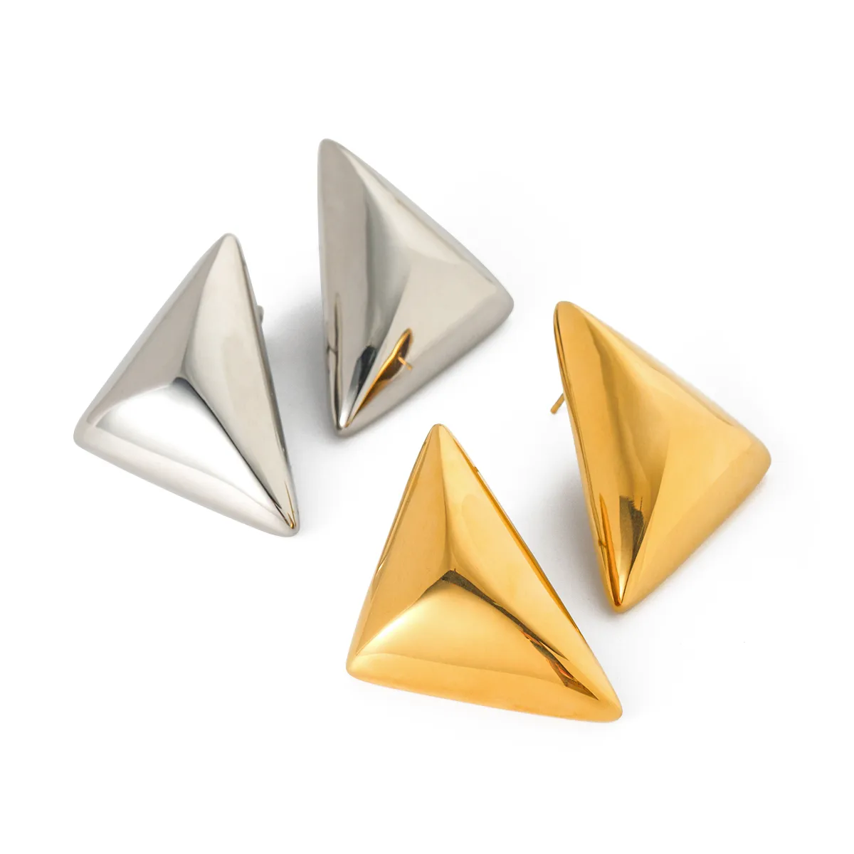 1 Pair Simple Style Classic Style Triangle Plating 316 Stainless Steel  18K Gold Plated Ear Studs display picture 3
