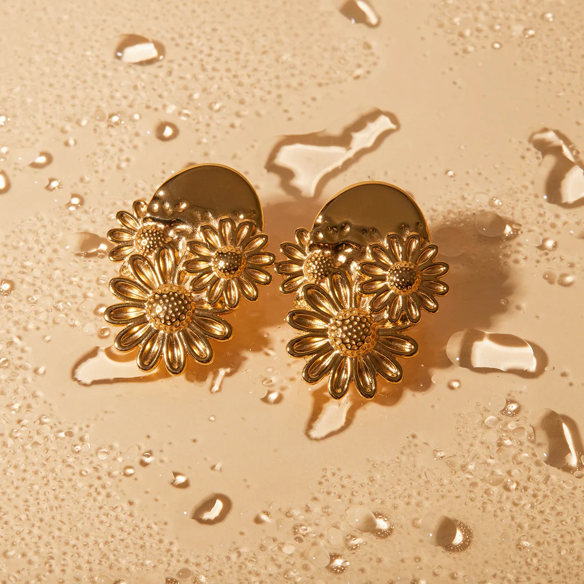 1 Pair IG Style Modern Style Simple Style Flower 304 Stainless Steel 18K Gold Plated Ear Studs display picture 6