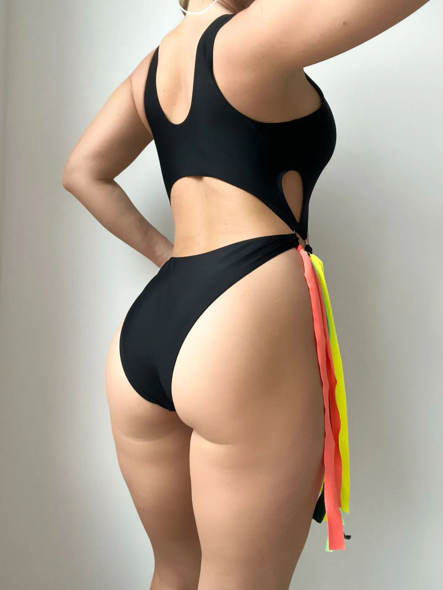 Women's Vacation Solid Color 1 Piece One Piece Swimwear display picture 6
