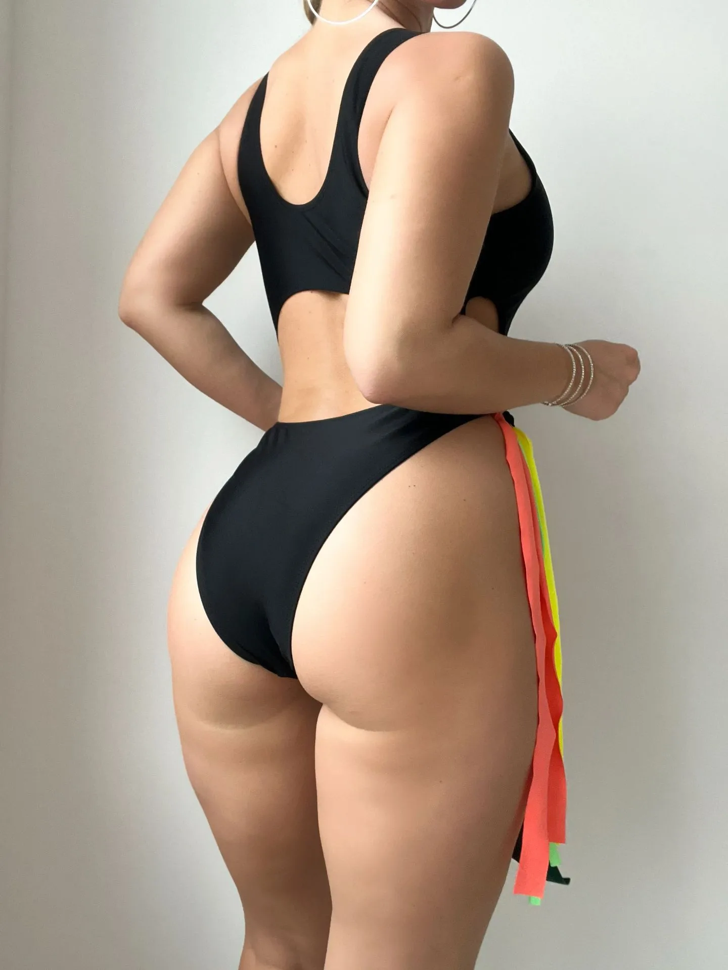 Women's Vacation Solid Color 1 Piece One Piece Swimwear display picture 7