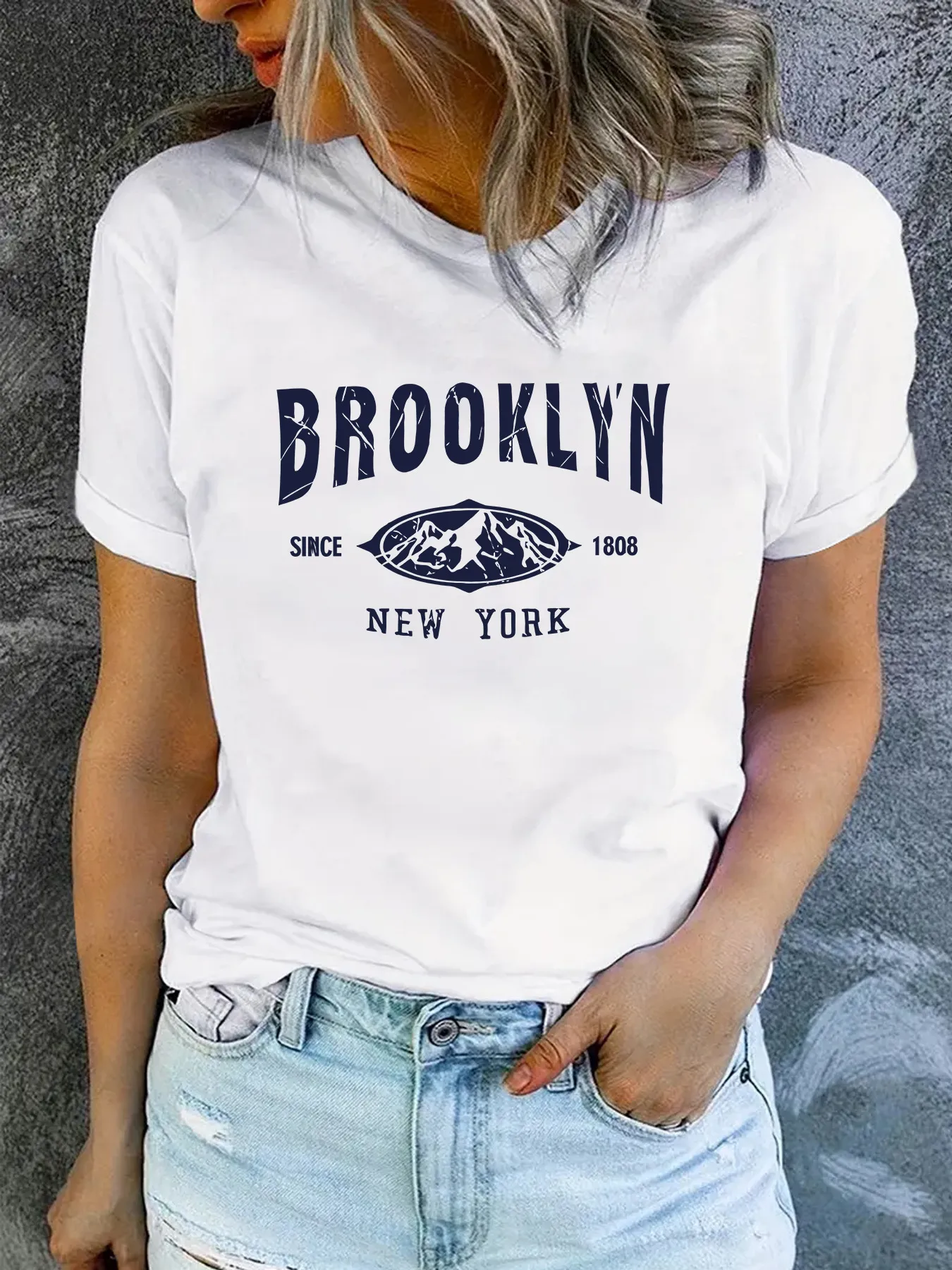Women's T-shirt Short Sleeve T-Shirts Printing Streetwear Letter Mountain display picture 1