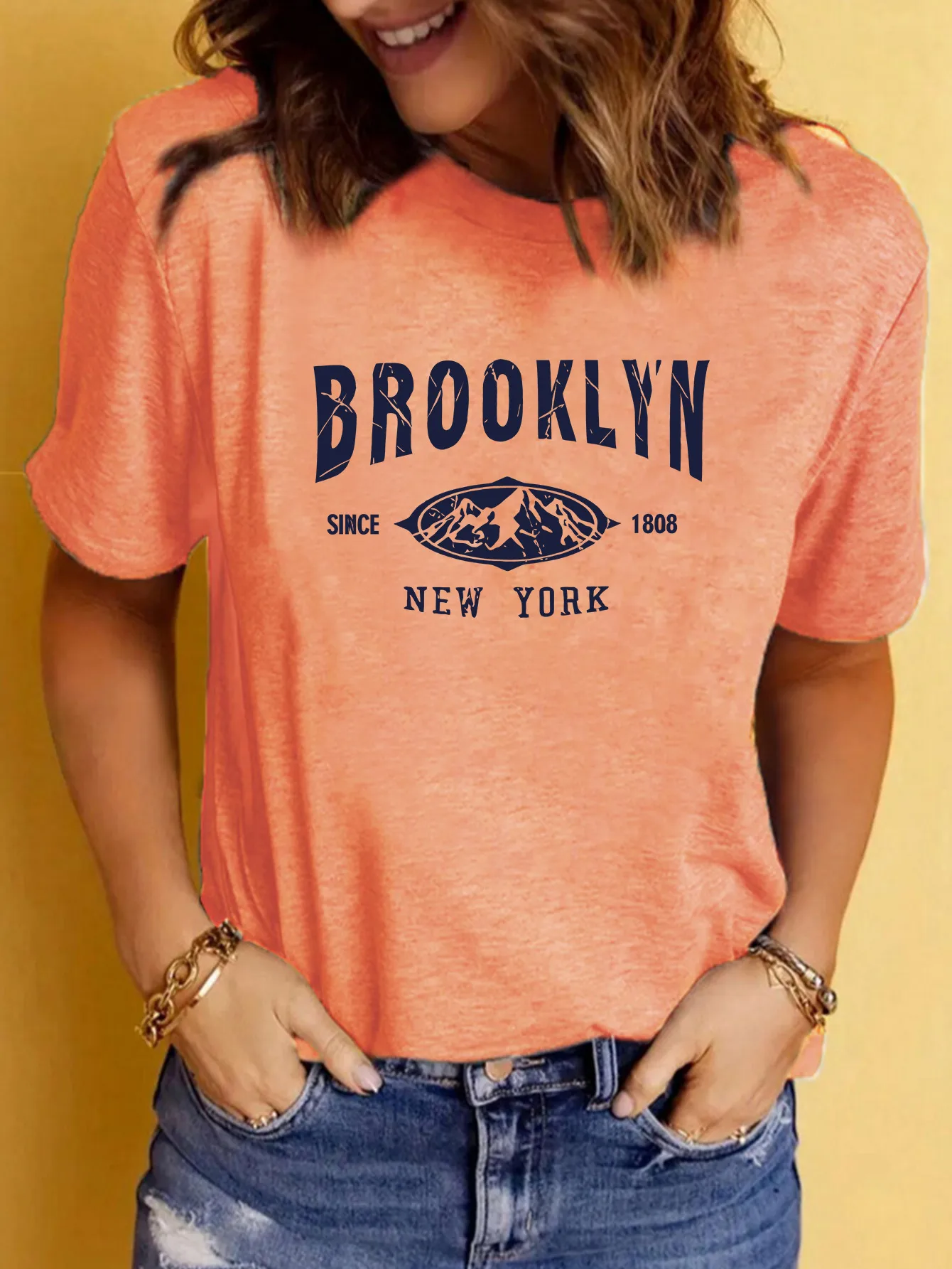 Women's T-shirt Short Sleeve T-Shirts Printing Streetwear Letter Mountain display picture 4