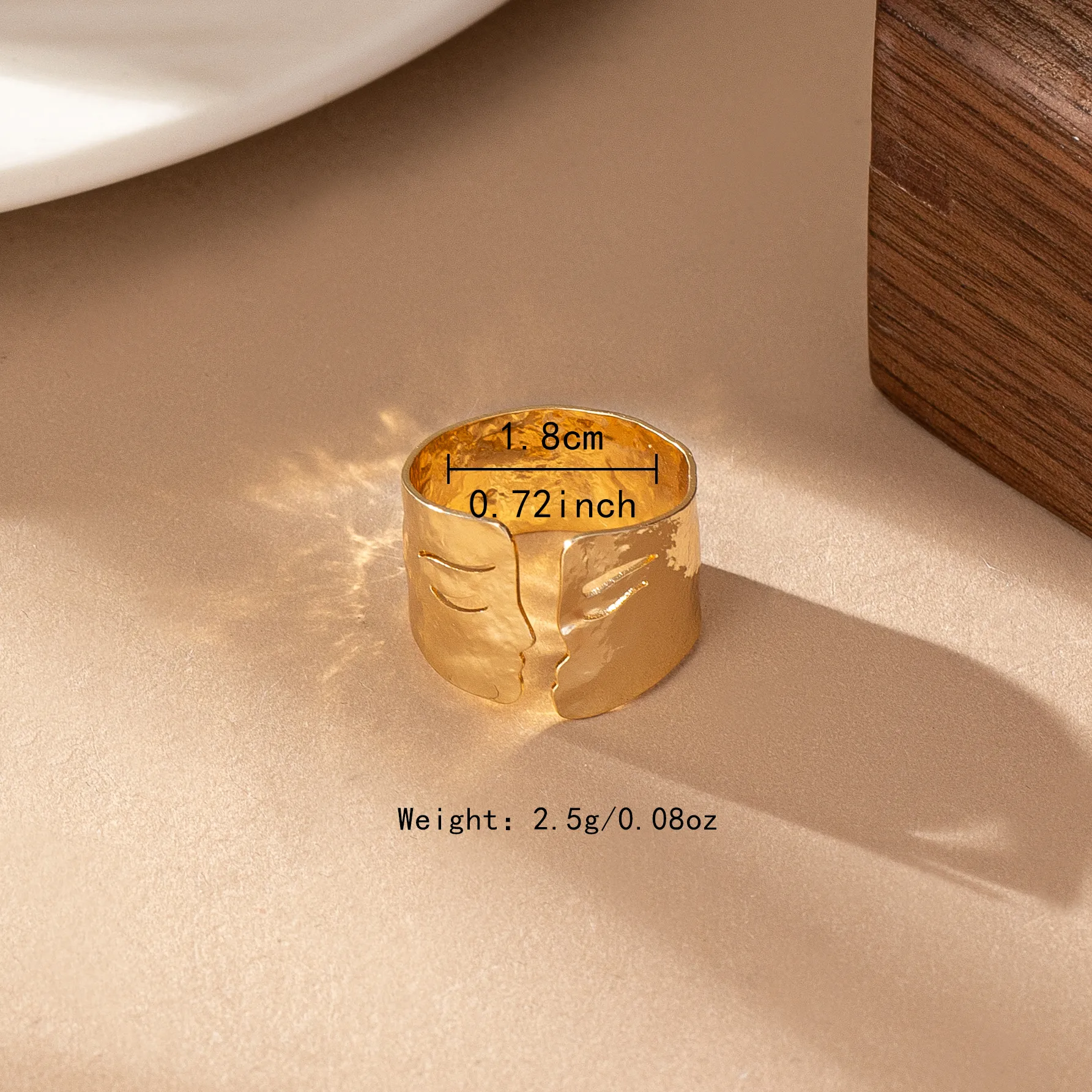 Wholesale Jewelry Elegant Romantic Portrait Human Face Alloy 14K Gold Plated Plating Wide Band Rings display picture 3