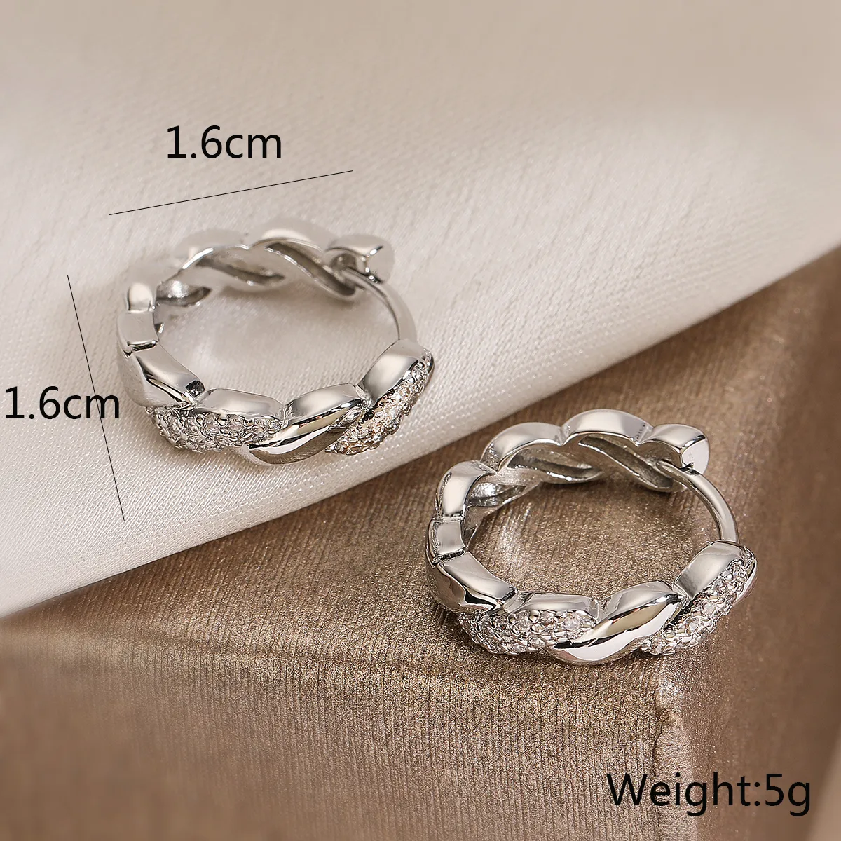 1 Pair Simple Style Commute Geometric Inlay Copper Zircon 18K Gold Plated White Gold Plated Earrings display picture 1