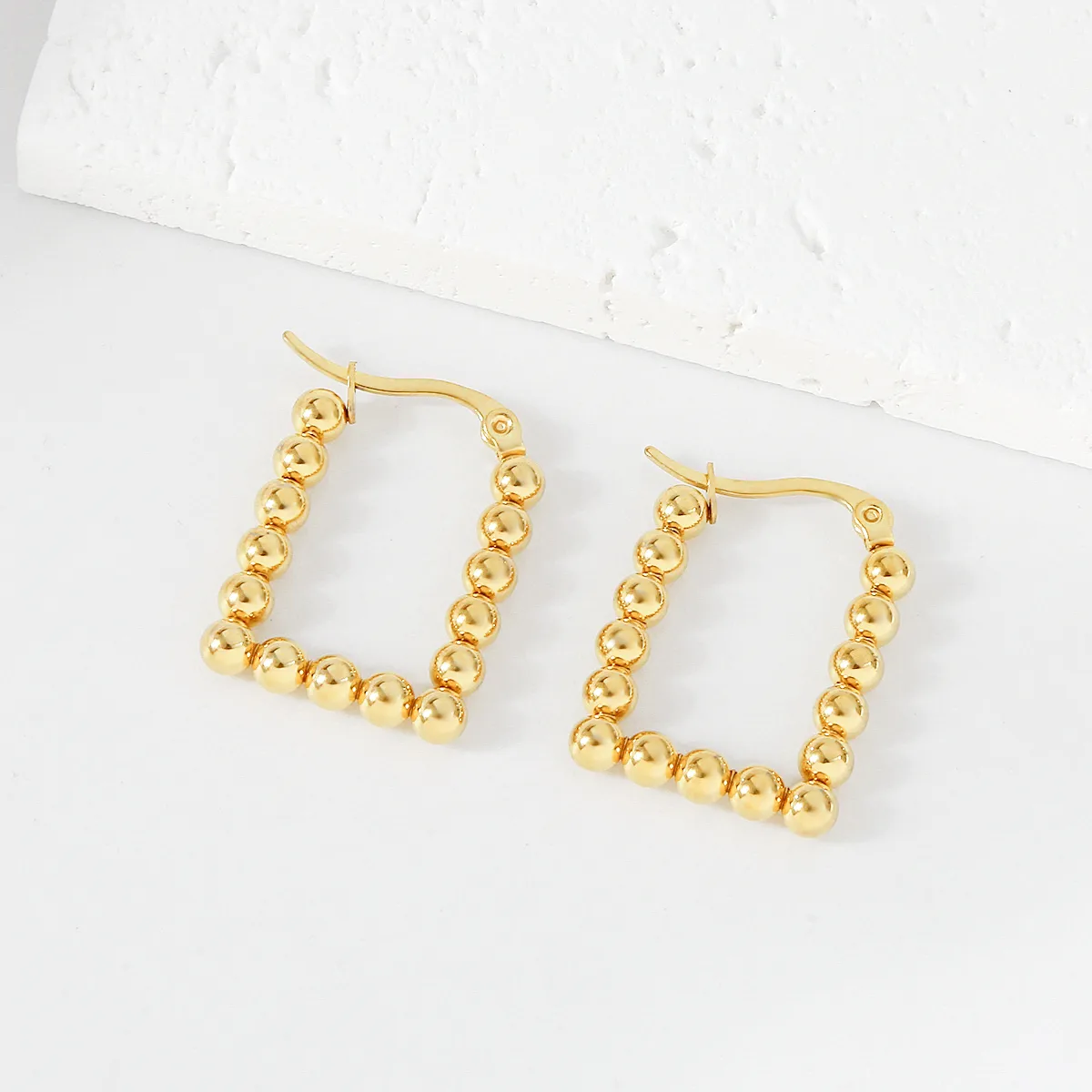 1 Pair Simple Style U Shape Round Square Plating 304 Stainless Steel 18K Gold Plated Earrings display picture 5
