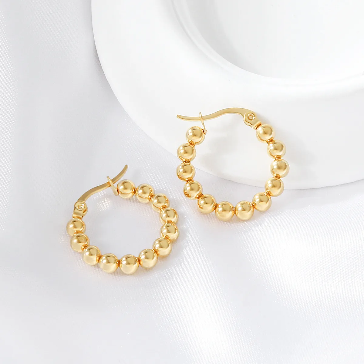 1 Pair Simple Style U Shape Round Square Plating 304 Stainless Steel 18K Gold Plated Earrings display picture 9