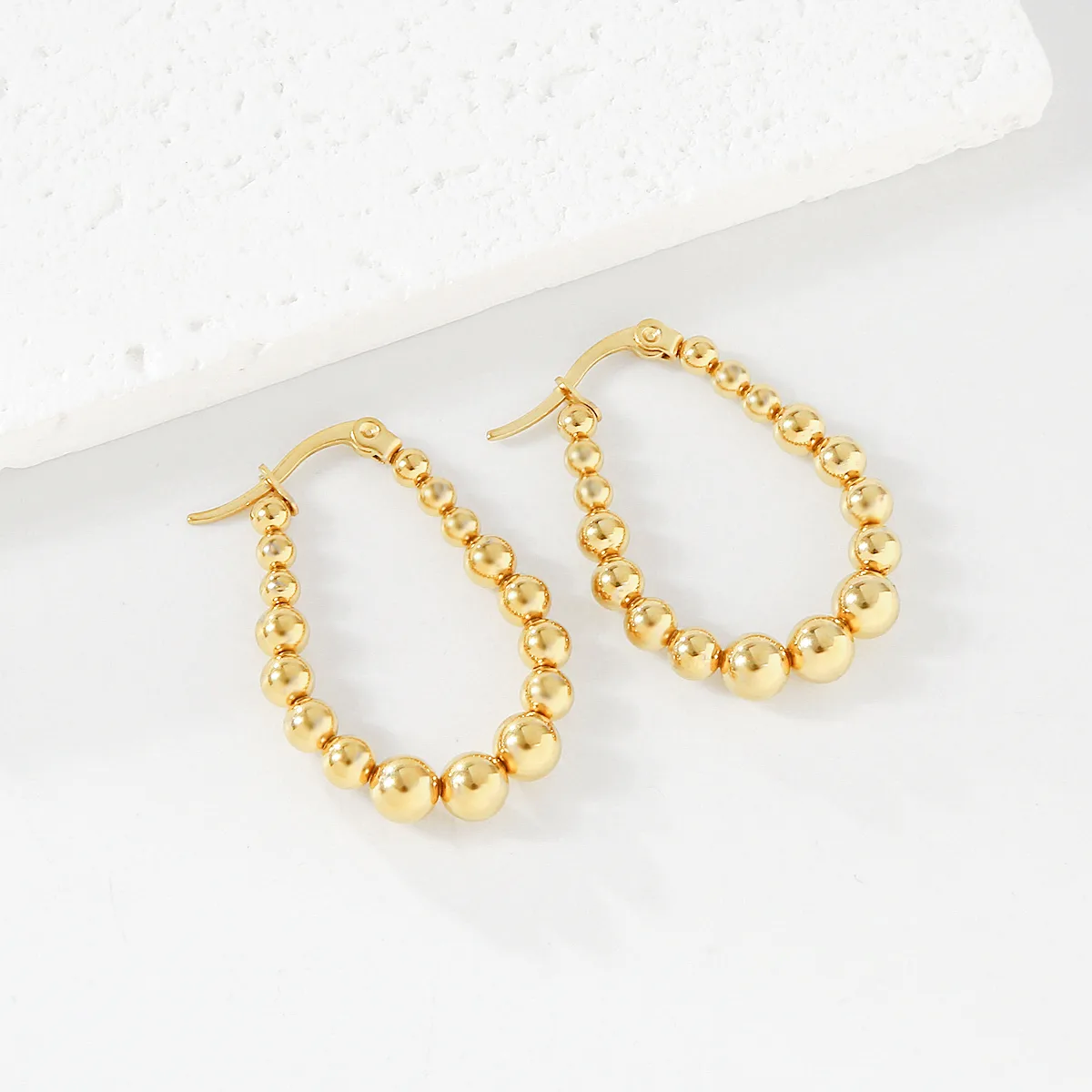 1 Pair Simple Style U Shape Round Square Plating 304 Stainless Steel 18K Gold Plated Earrings display picture 15