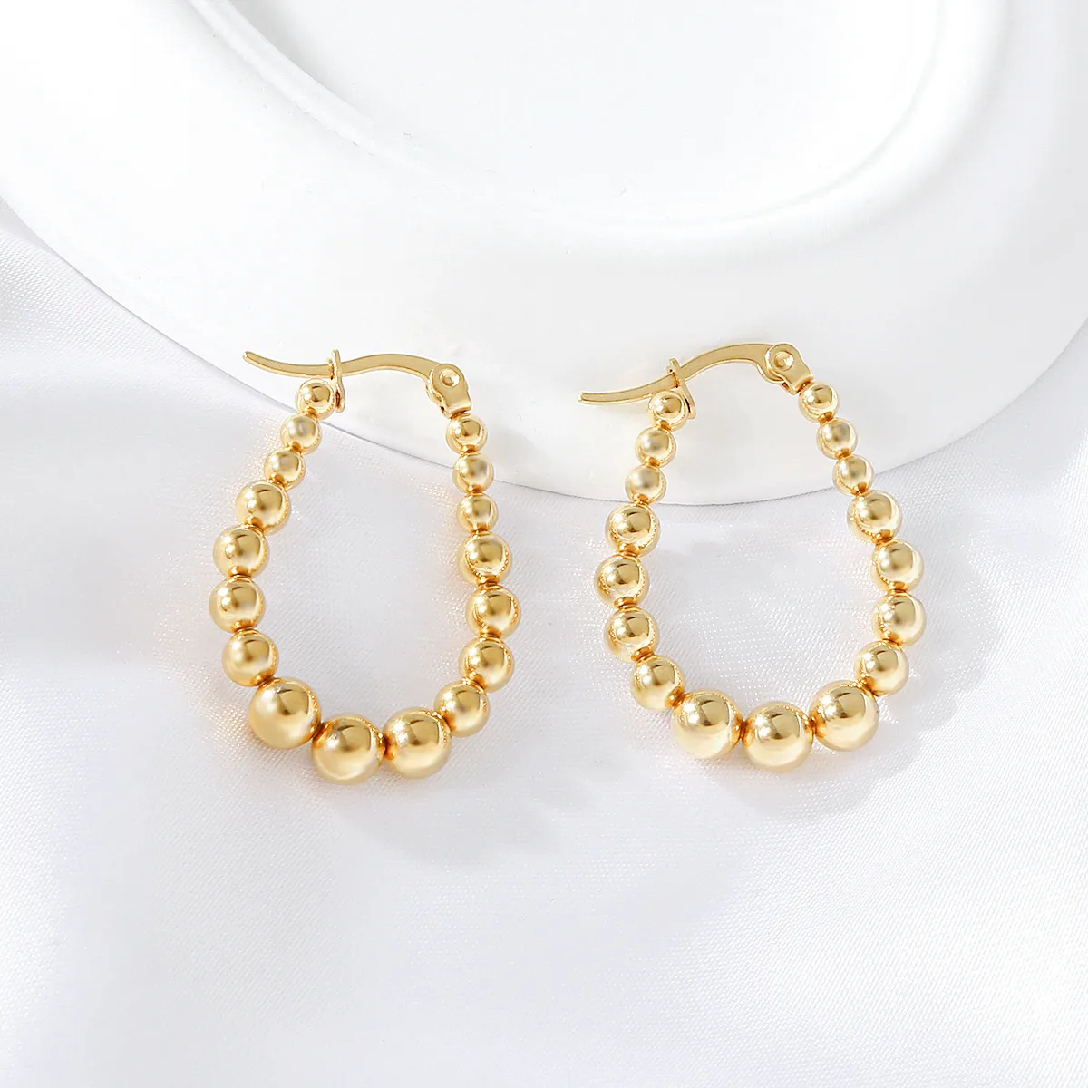 1 Pair Simple Style U Shape Round Square Plating 304 Stainless Steel 18K Gold Plated Earrings display picture 16