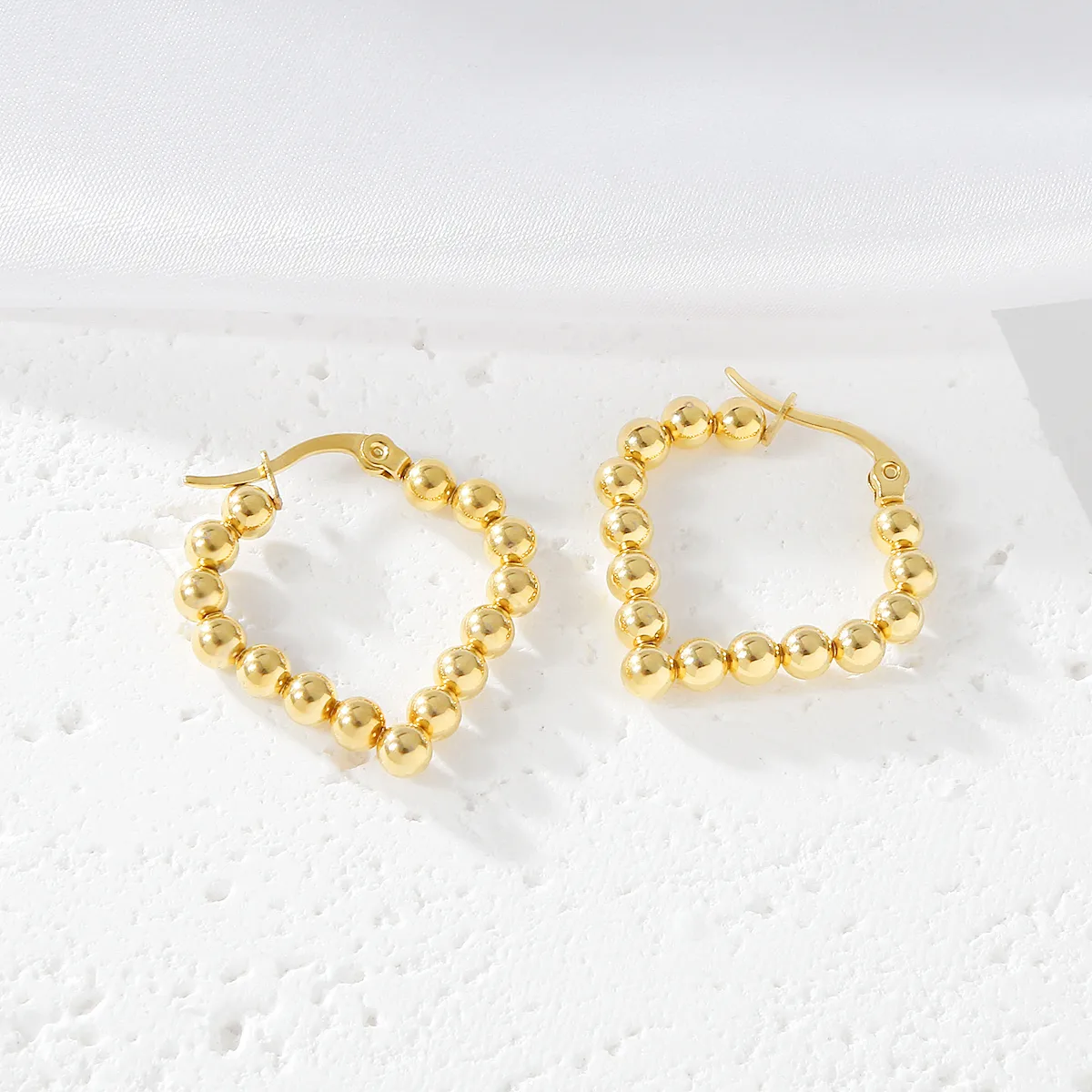 1 Pair Simple Style U Shape Round Square Plating 304 Stainless Steel 18K Gold Plated Earrings display picture 20