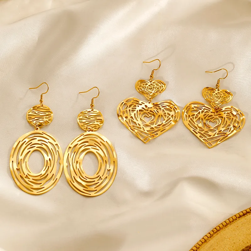 1 Pair Simple Style Classic Style Flower Plating 304 Stainless Steel 304 Stainless Steel 14K Gold Plated Drop Earrings display picture 15