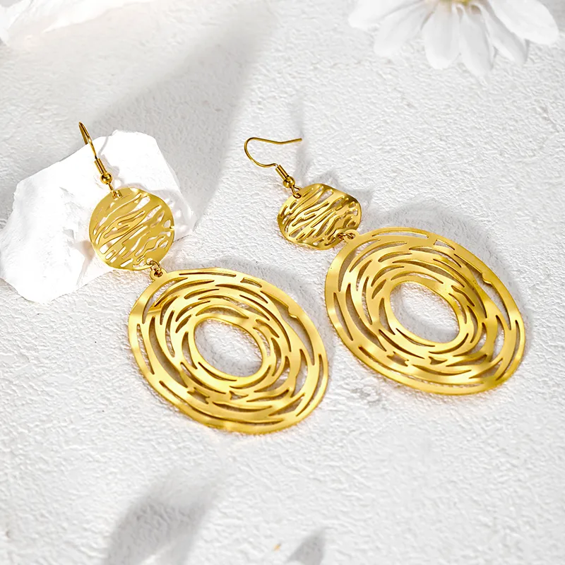 1 Pair Simple Style Classic Style Flower Plating 304 Stainless Steel 304 Stainless Steel 14K Gold Plated Drop Earrings display picture 10