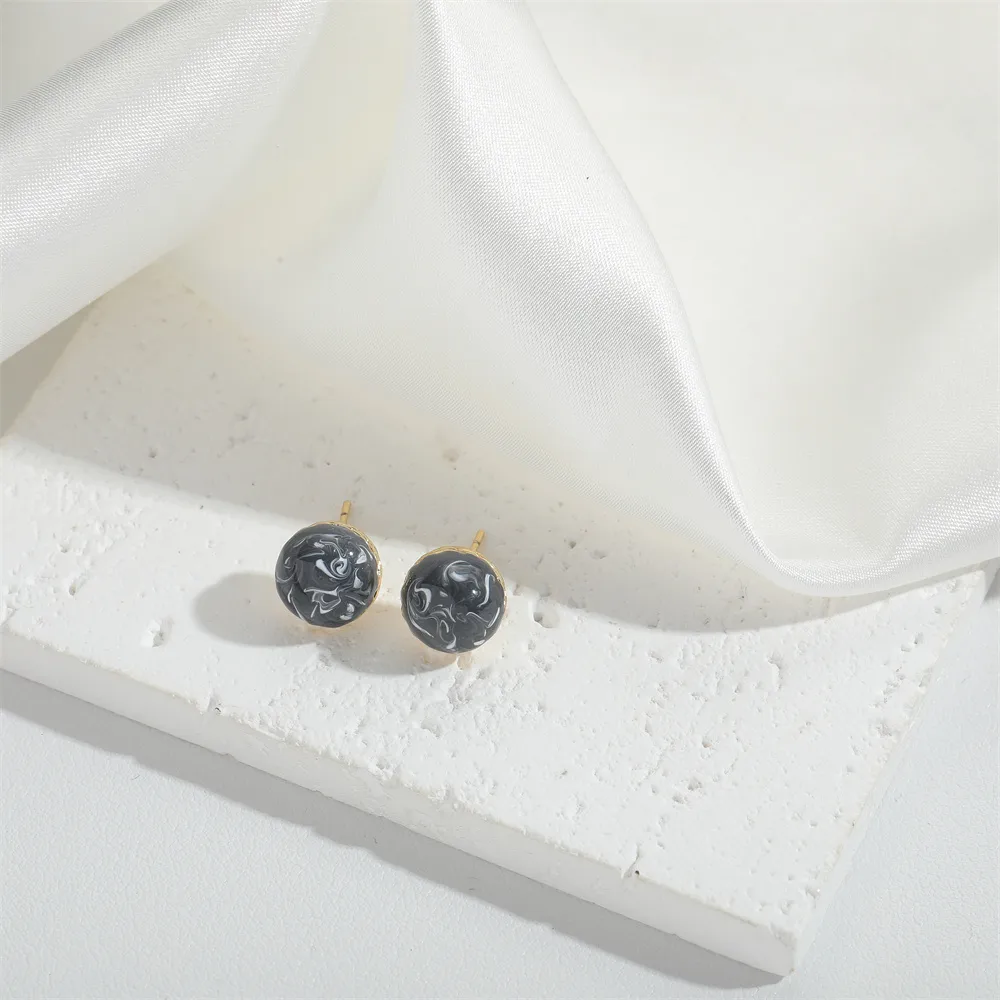 1 Pair Vintage Style Simple Style Round Plating Copper 14K Gold Plated Ear Studs display picture 5