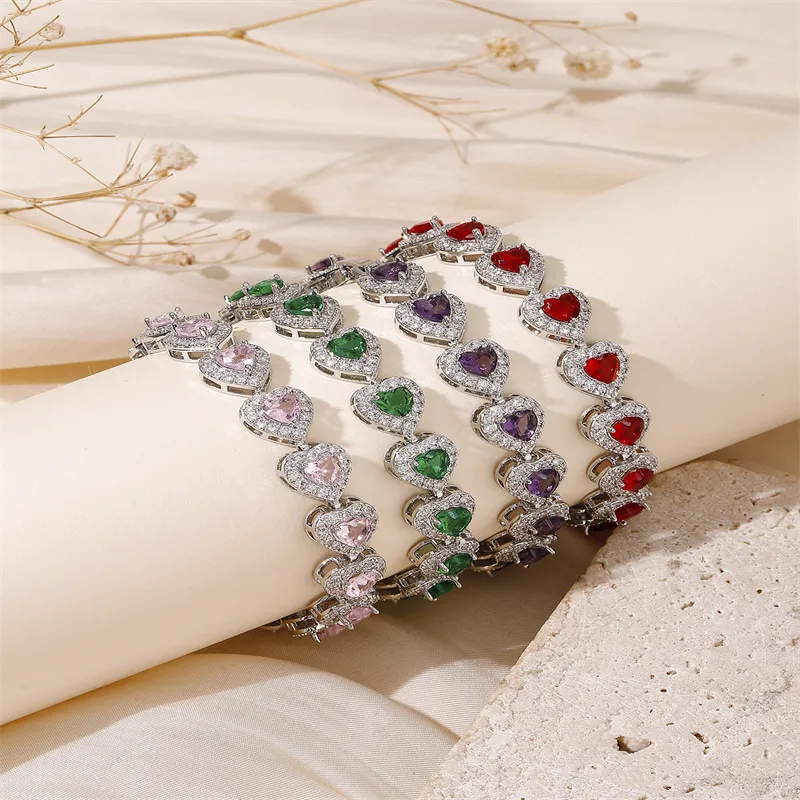 Wholesale Romantic Shiny Heart Shape Copper Inlay 18K Gold Plated Zircon Bracelets display picture 7