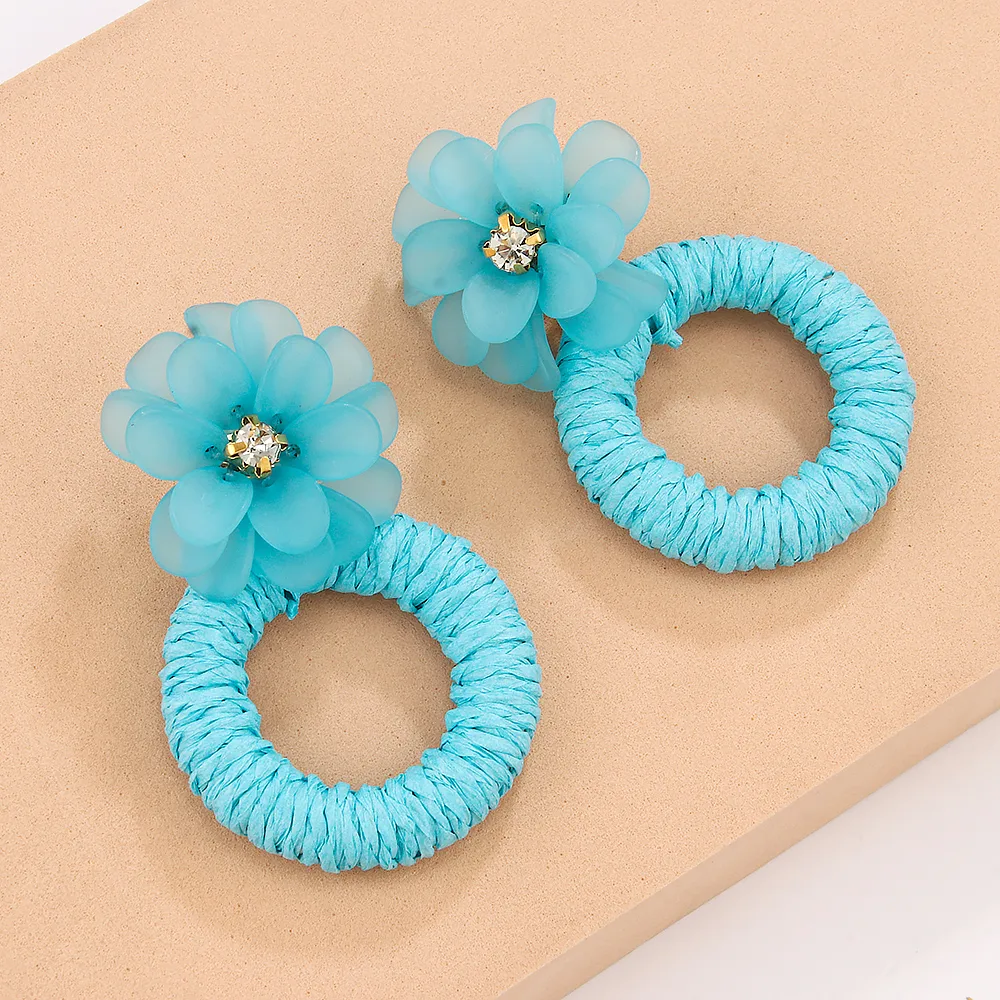 1 Pair Vacation Beach Sweet Circle Flower Arylic Raffia Hoop Earrings display picture 14