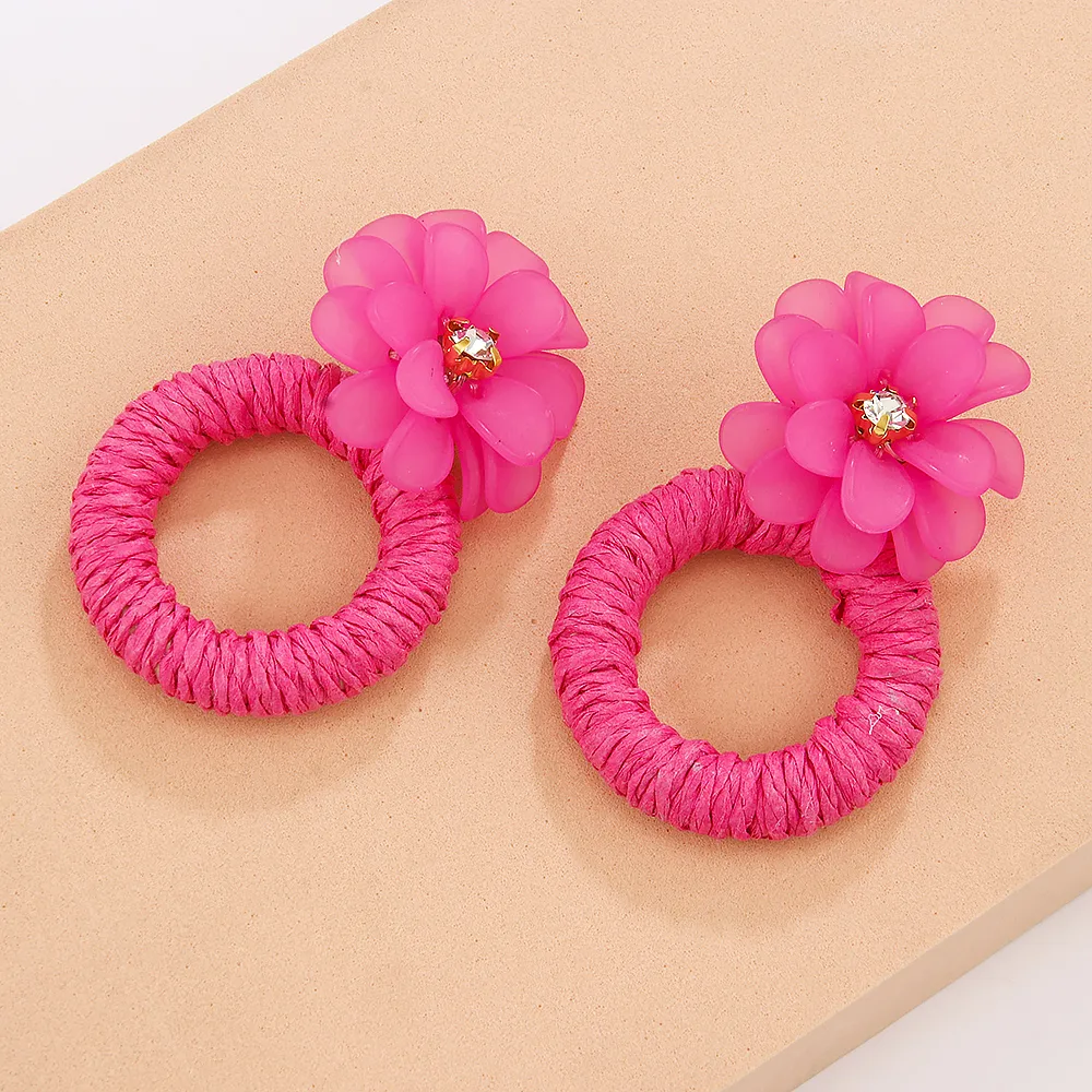 1 Pair Vacation Beach Sweet Circle Flower Arylic Raffia Hoop Earrings display picture 15