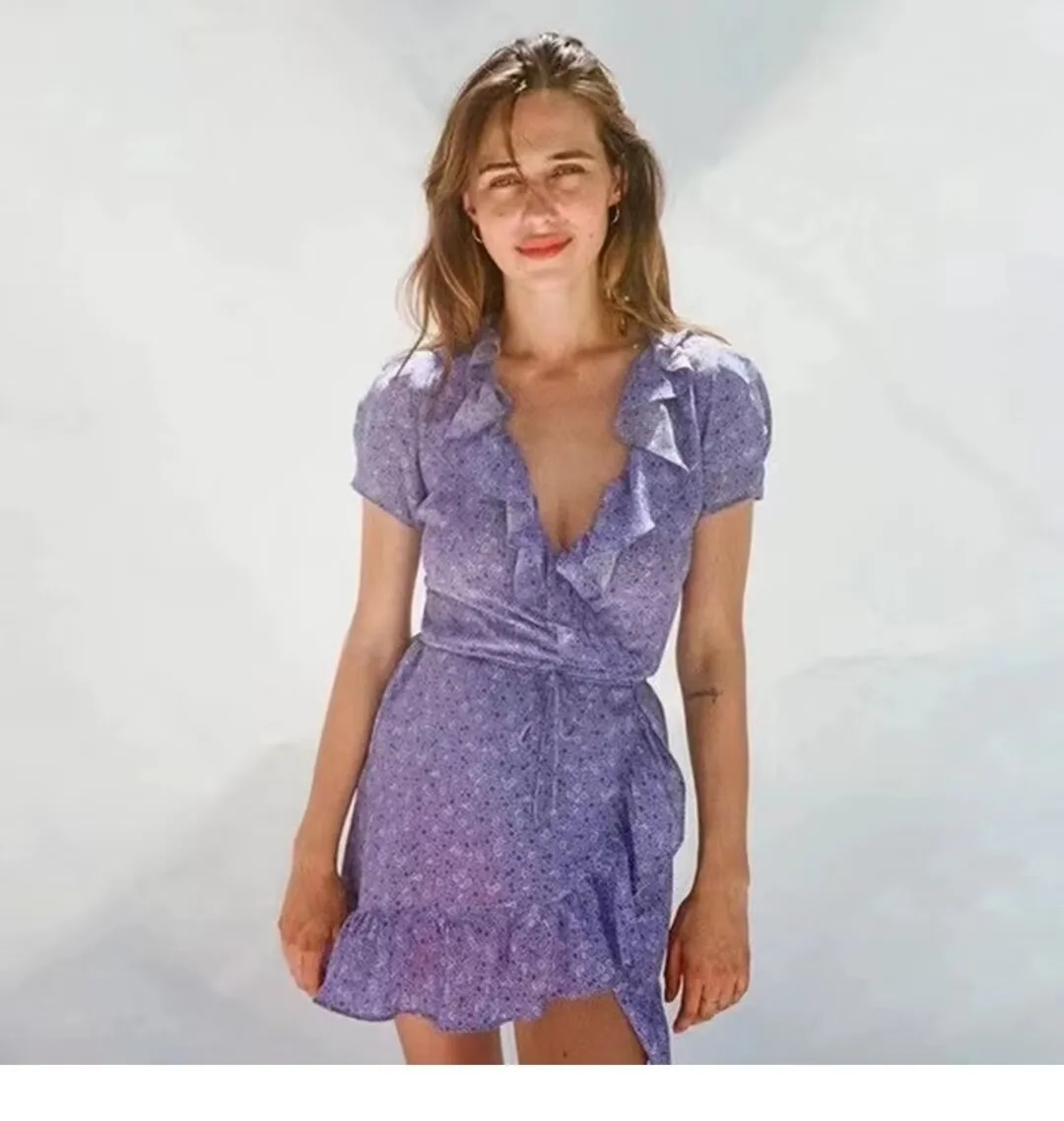 Women's Regular Dress Streetwear V Neck Short Sleeve Ditsy Floral Above Knee Holiday Daily display picture 1