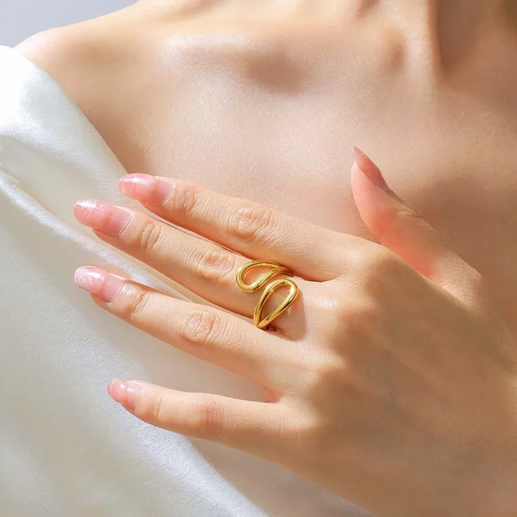 Simple Style Classic Style Solid Color 304 Stainless Steel 18K Gold Plated Rings In Bulk display picture 12