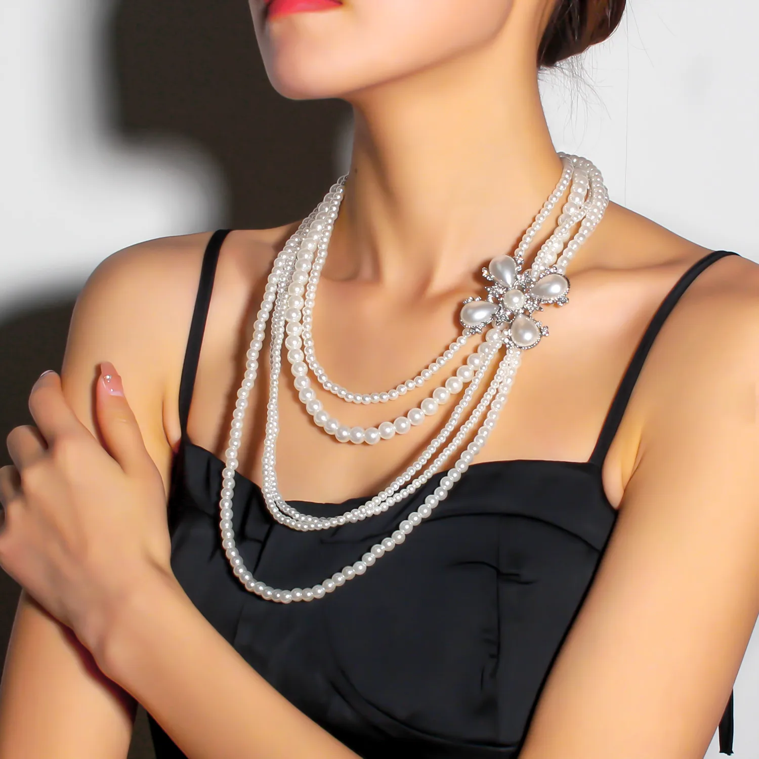 Wholesale Jewelry Casual Elegant Glam Round Imitation Pearl Silver Plated Beaded Plating Layered Necklaces display picture 2