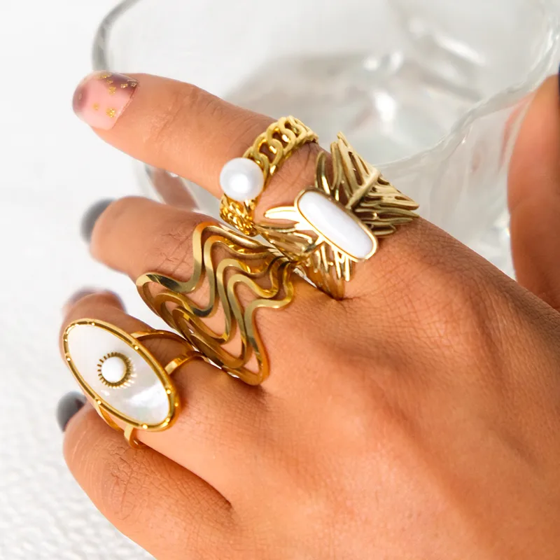 Wholesale Jewelry Vacation Sweet Irregular Leaves 304 Stainless Steel Natural Stone Pearl Shell 14K Gold Plated Plating Inlay Rings display picture 1