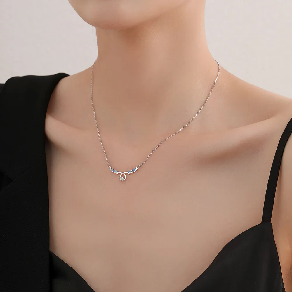 925 Sterling Silver Water Plating Zircon Cable Chain Inlay Antlers Pendant Necklace display picture 7