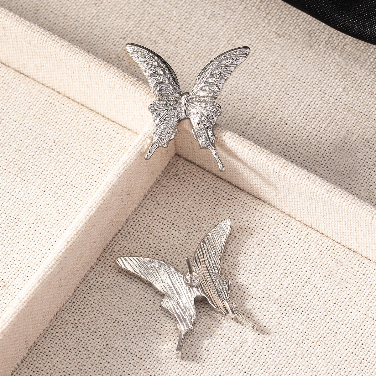 1 Pair Sweet Commute Butterfly Zinc Alloy Ear Studs display picture 6