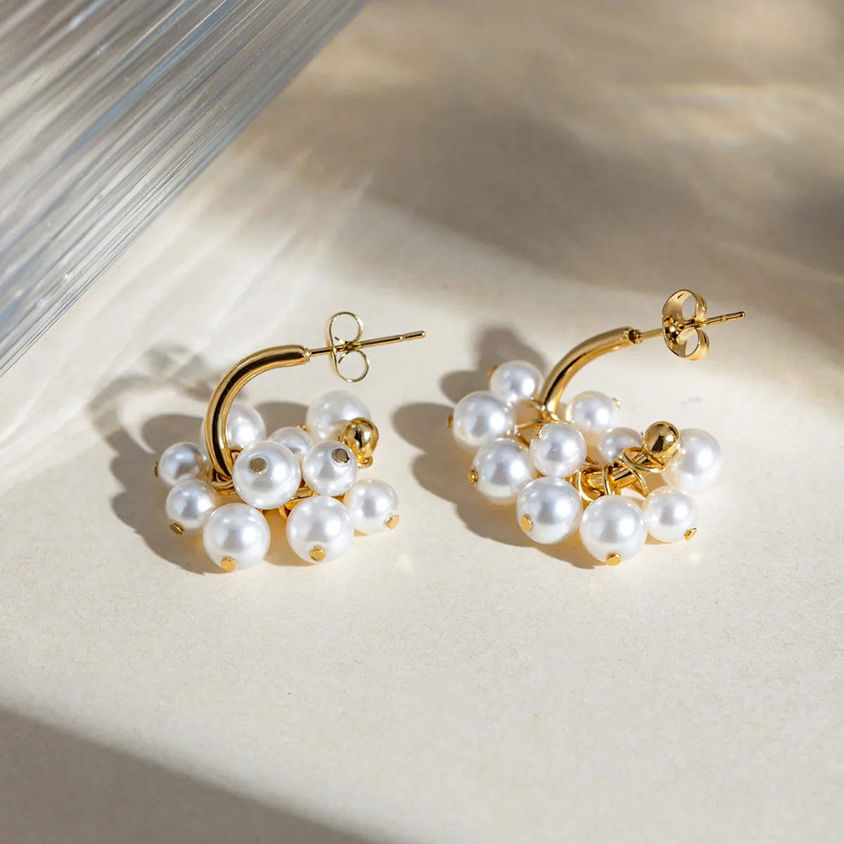 1 Pair Sweet Solid Color Patchwork Plating 304 Stainless Steel Imitation Pearl Pearl 18K Gold Plated Drop Earrings display picture 5
