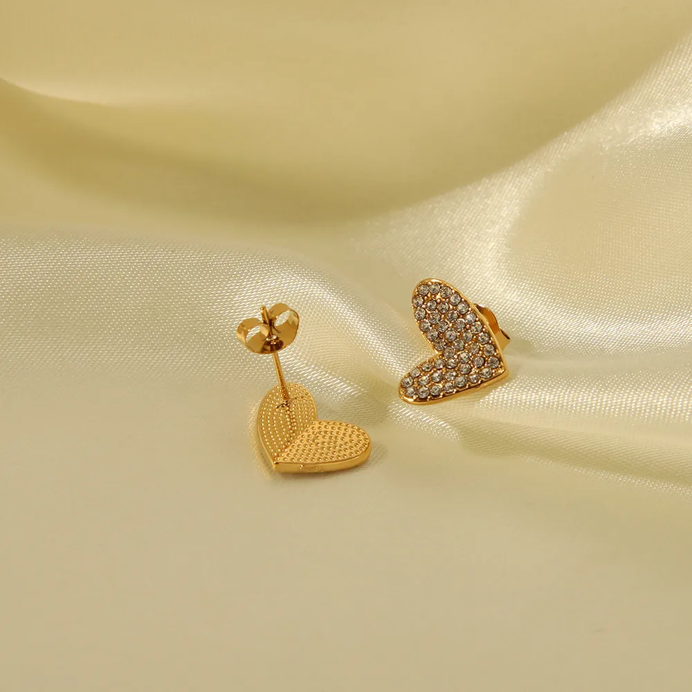 304 Stainless Steel 18K Gold Plated Basic Modern Style Classic Style Inlay Heart Shape Rhinestones Rings Earrings Necklace display picture 3