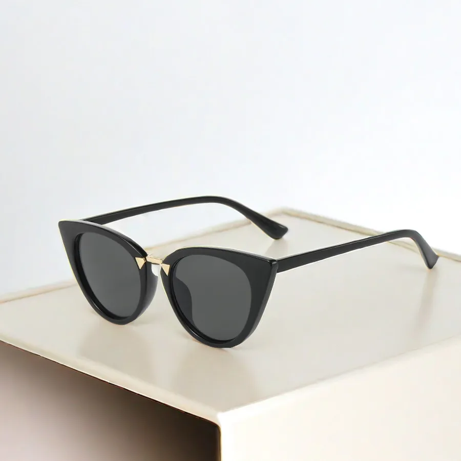 Casual Vintage Style Simple Style Solid Color Ac Cat Eye Full Frame Women's Sunglasses display picture 1