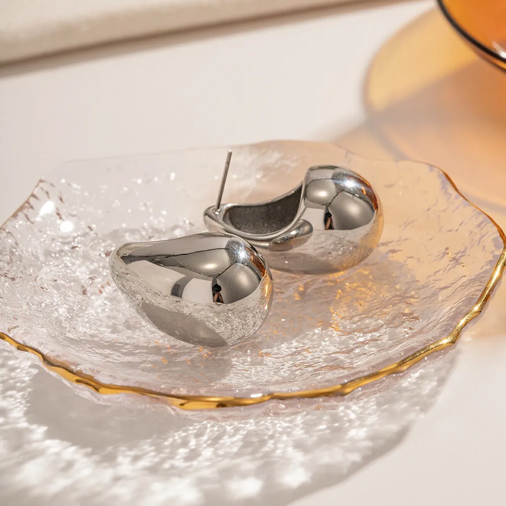 1 Pair Vintage Style Commute Water Droplets Plating 304 Stainless Steel 18K Gold Plated Ear Studs display picture 4
