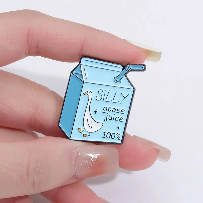 Simple Style Classic Style Animal Zinc Alloy Plating Unisex Brooches display picture 3