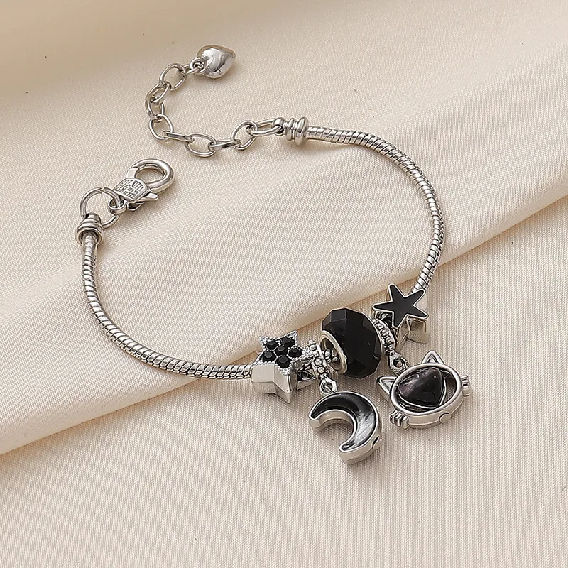 Wholesale Jewelry Y2K Cool Style Star Moon Cat Synthetic Resin Alloy Copper Resin Rhinestones Enamel Hollow Out Inlay Bracelets display picture 4