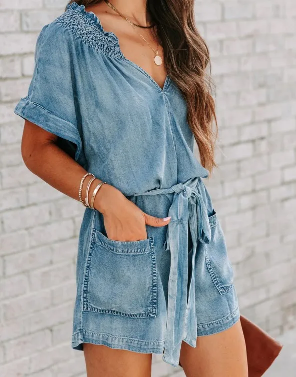 Women's Short Sleeve Bodysuits Streetwear Solid Color display picture 2