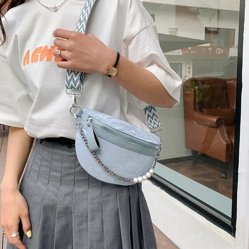Women's Pu Leather Solid Color Punk Sewing Thread Dumpling Shape Zipper Shoulder Bag display picture 6