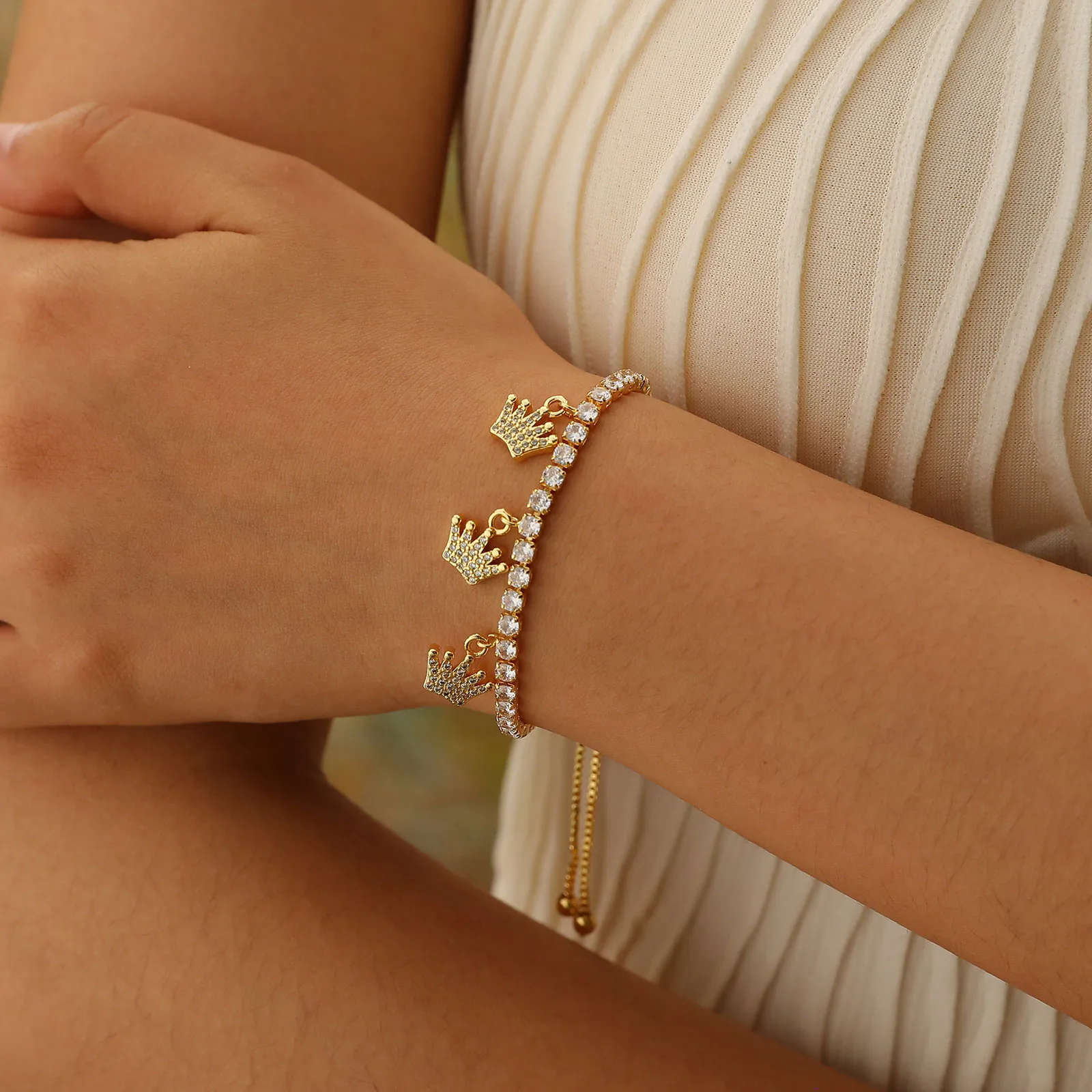 Copper 18K Gold Plated Cute Beach Shiny Inlay Animal Heart Shape Flower Zircon Bracelets display picture 10