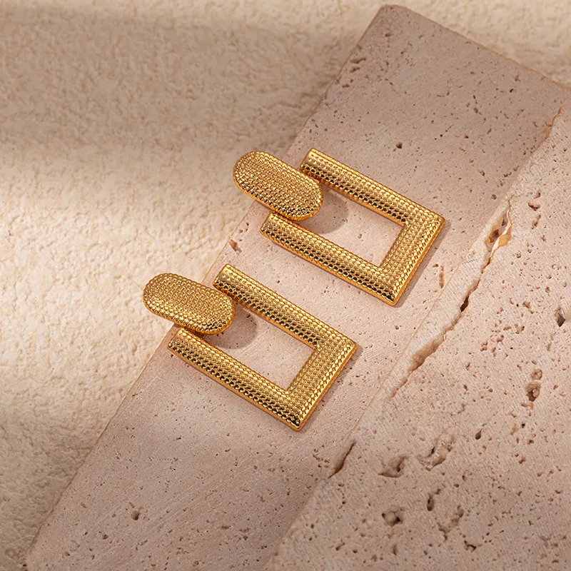 1 Pair Modern Style Simple Style Commute Rectangle Plating 304 Stainless Steel Gold Plated Ear Studs display picture 3