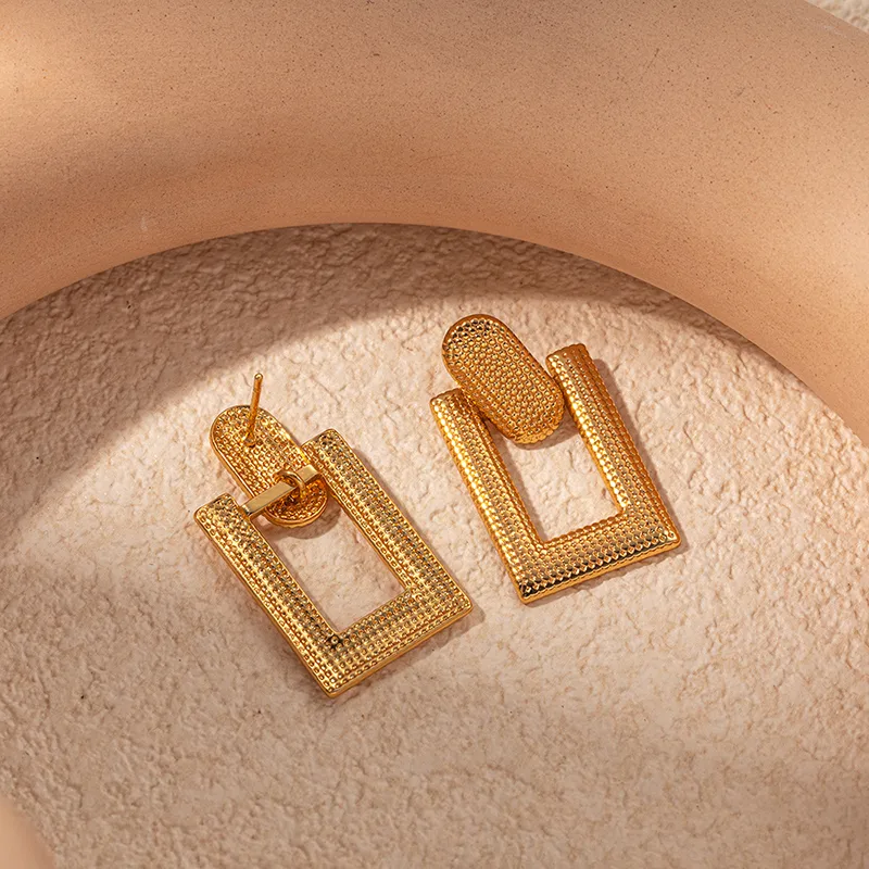 1 Pair Modern Style Simple Style Commute Rectangle Plating 304 Stainless Steel Gold Plated Ear Studs display picture 4