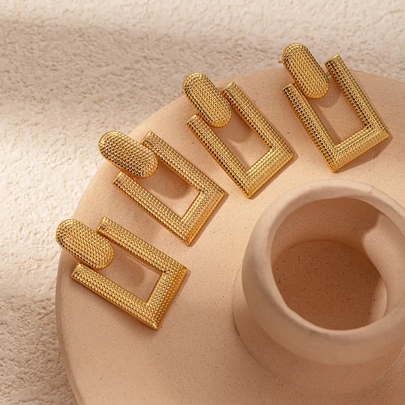 1 Pair Modern Style Simple Style Commute Rectangle Plating 304 Stainless Steel Gold Plated Ear Studs display picture 1