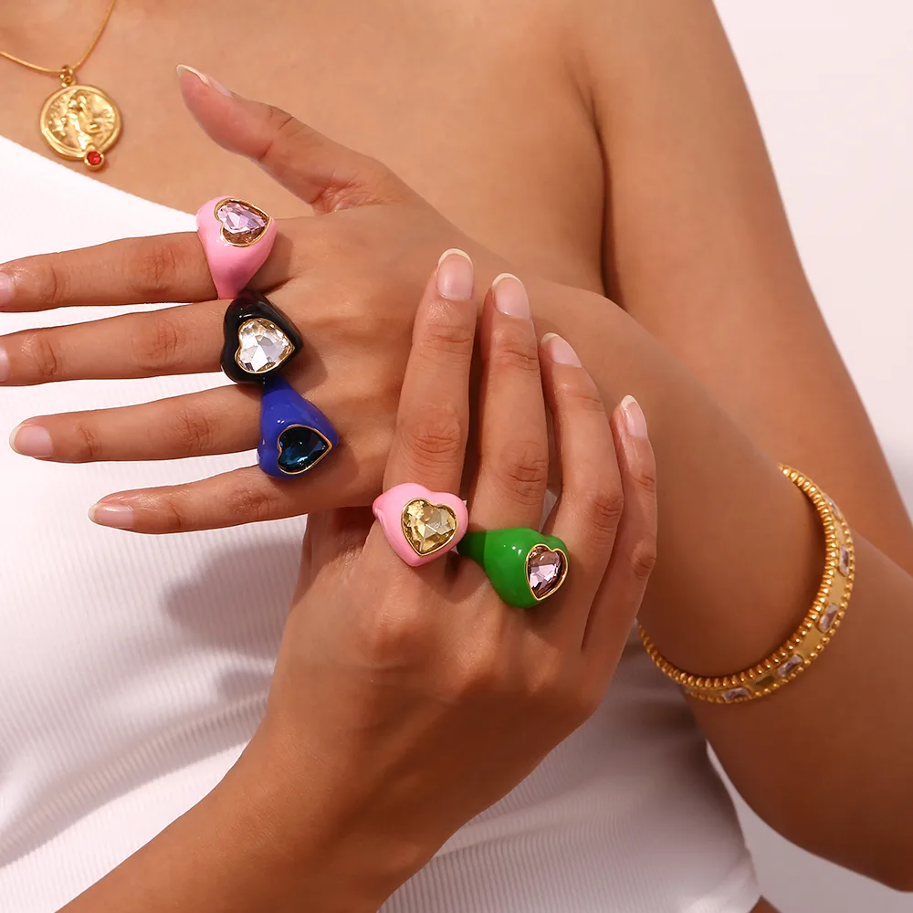 304 Stainless Steel 18K Gold Plated Vintage Style Simple Style Classic Style Plating Heart Shape Rings display picture 5