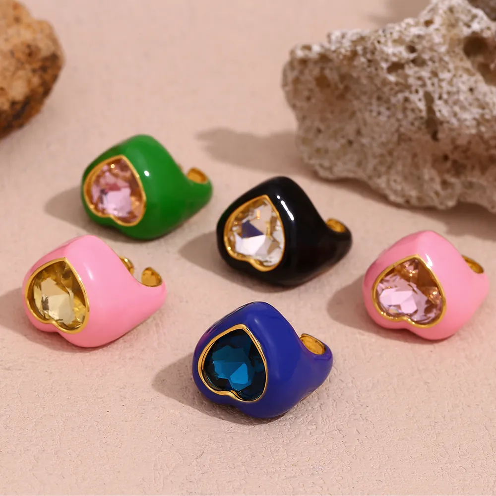 304 Stainless Steel 18K Gold Plated Vintage Style Simple Style Classic Style Plating Heart Shape Rings display picture 3