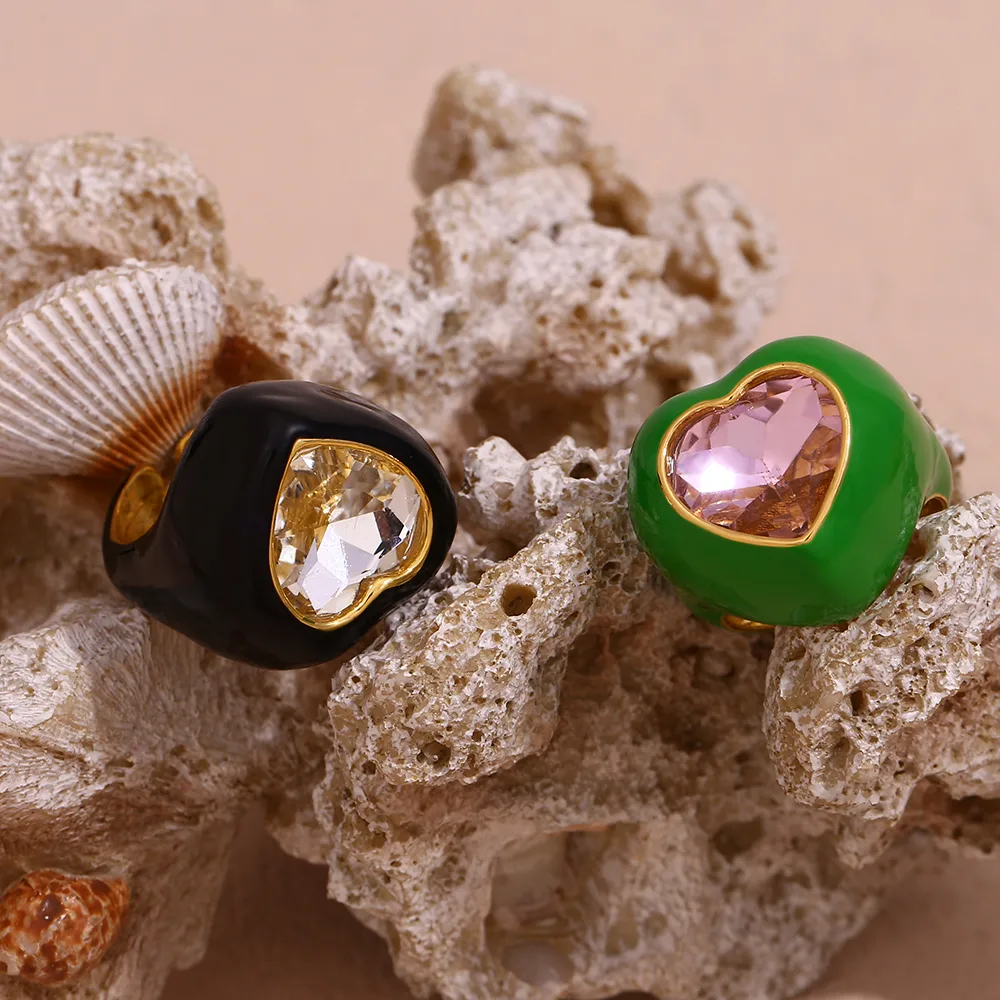 304 Stainless Steel 18K Gold Plated Vintage Style Simple Style Classic Style Plating Heart Shape Rings display picture 13
