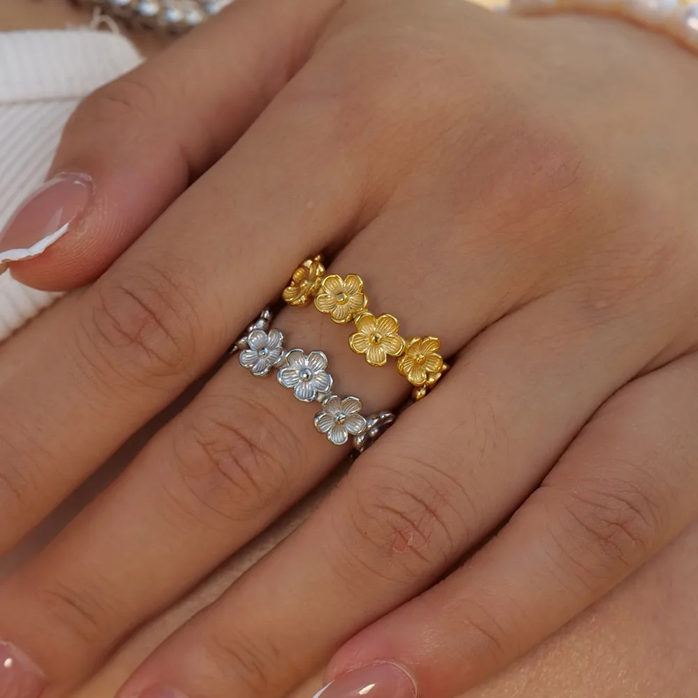 304 Stainless Steel 18K Gold Plated Sweet Enamel Plating Flower Rings display picture 5