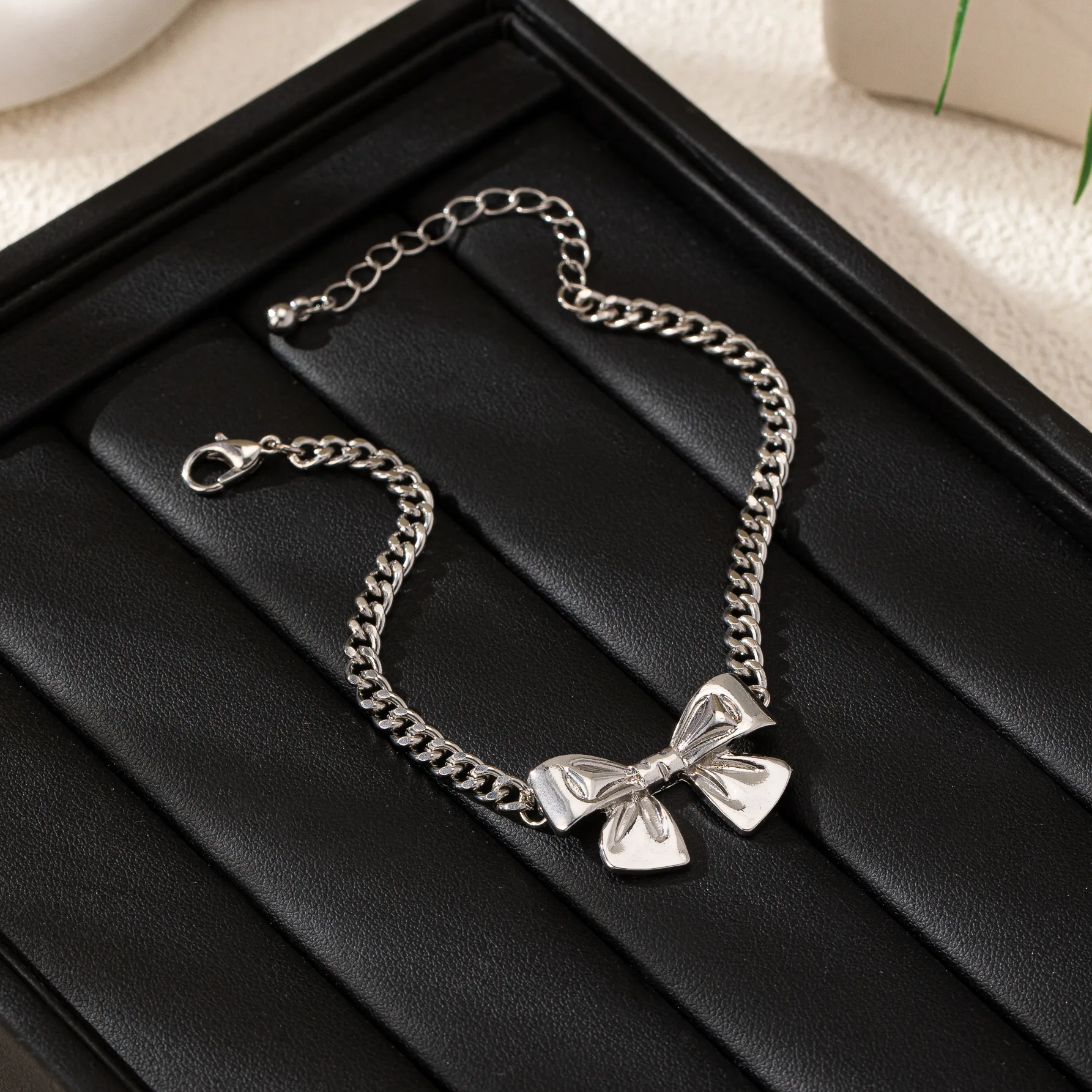 Wholesale Jewelry Cute Romantic Sweet Bow Knot Alloy Bowknot Bracelets display picture 2