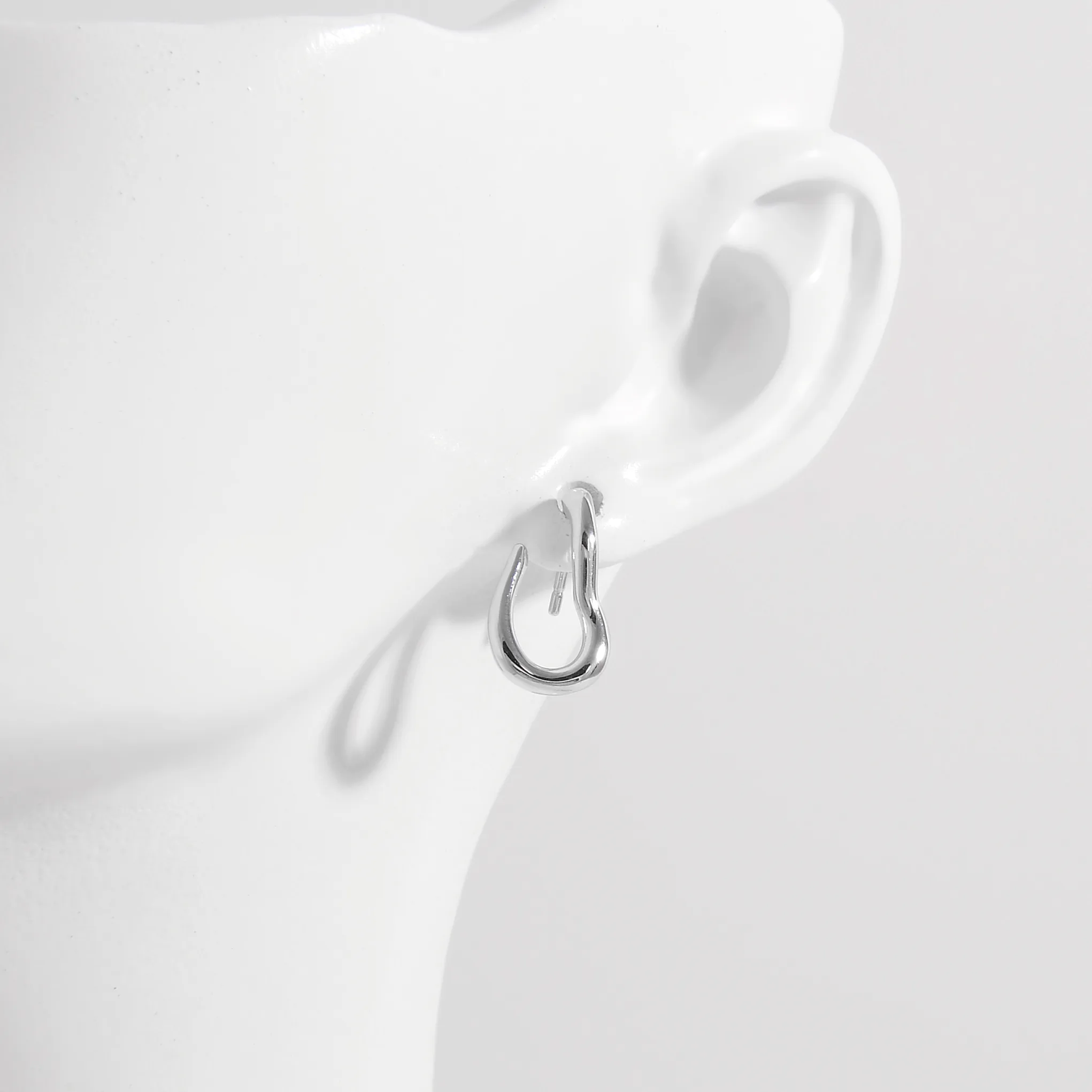 1 Pair White Gold Plated 925 Sterling Silver Zircon Semicircle Ear Studs display picture 4