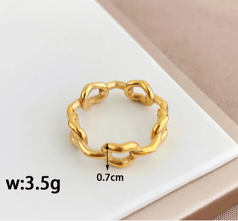 Wholesale Jewelry Modern Style Classic Style Commute Heart Shape Solid Color 304 Stainless Steel Titanium Steel 18K Gold Plated Rings display picture 1