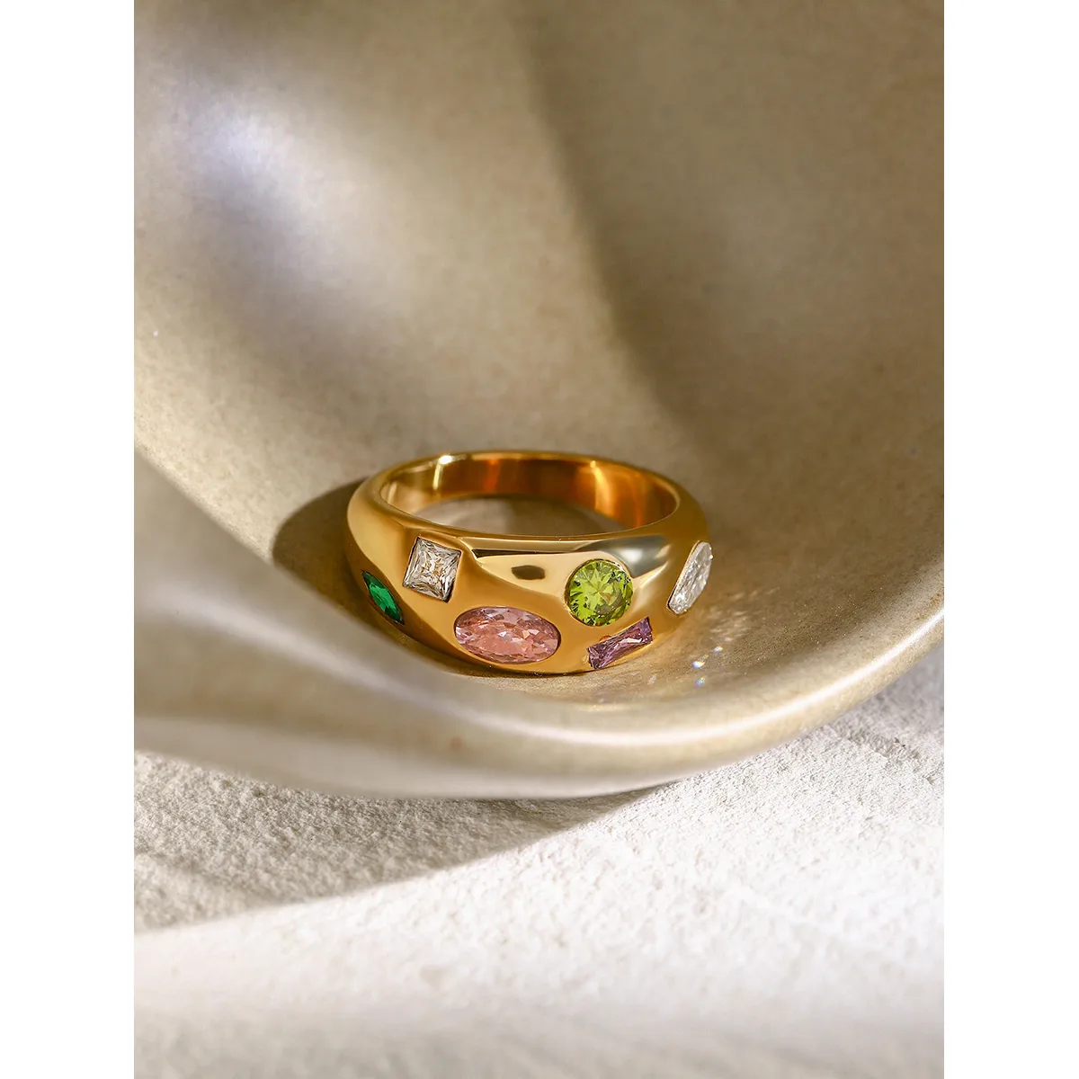 316 Stainless Steel  18K Gold Plated Simple Style Classic Style Plating Inlay Color Block Zircon Rings display picture 4