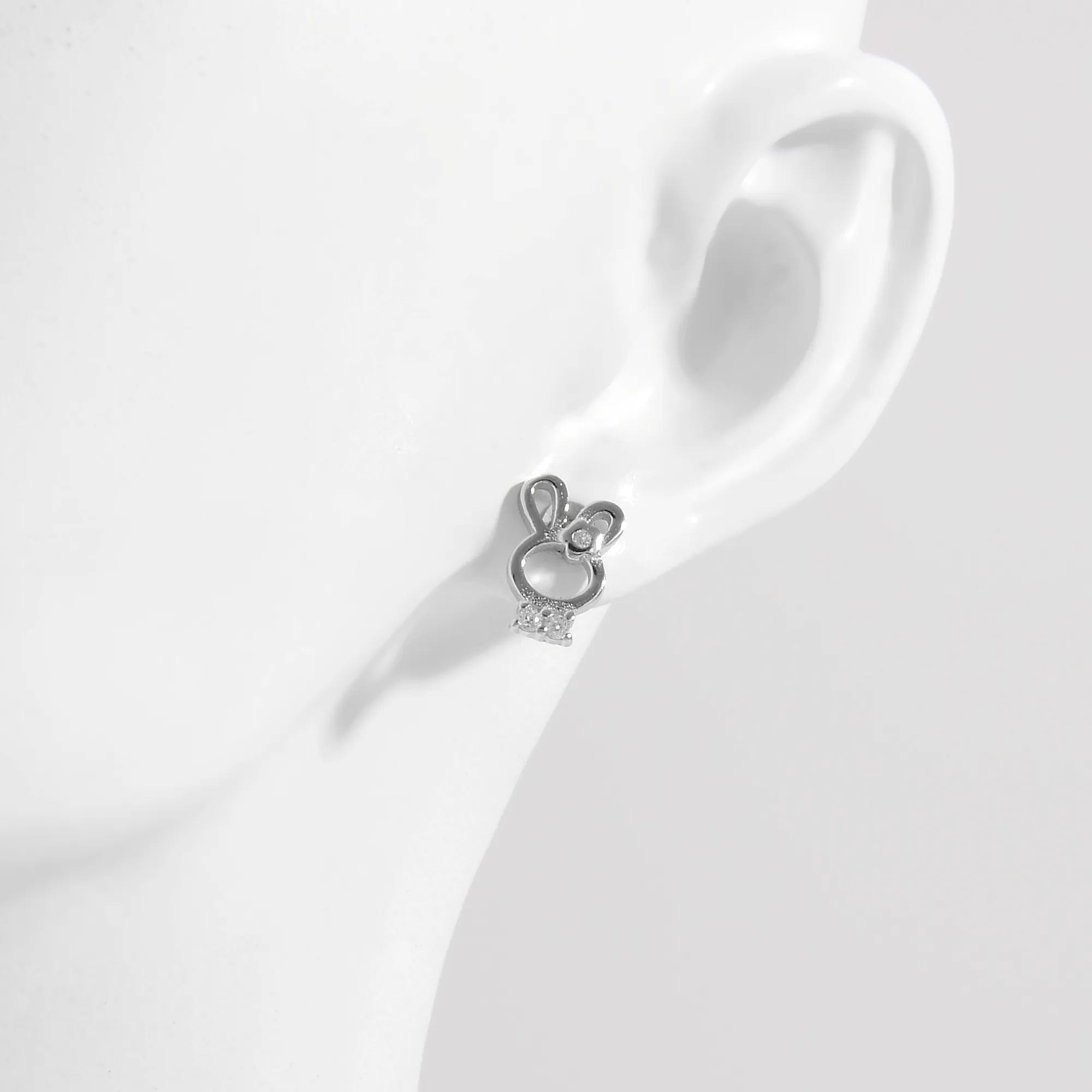 1 Pair White Gold Plated 925 Sterling Silver Zircon Rabbit Round Star Ear Studs display picture 3