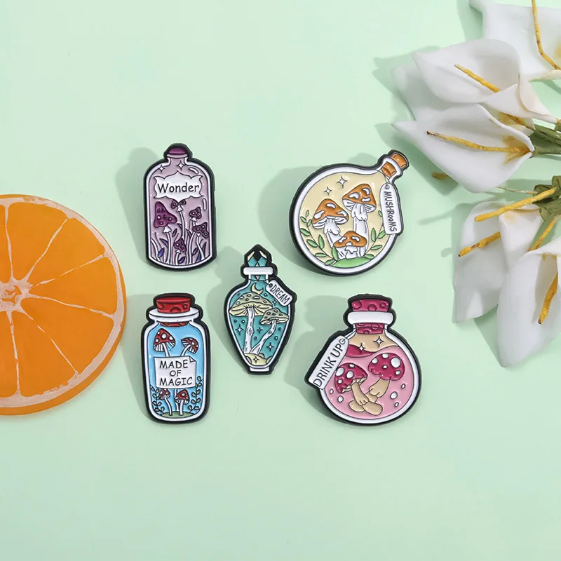 Cartoon Style Cute Cowboy Style Letter Bottle Mushroom Alloy Stamping Stoving Varnish Plating Unisex Brooches display picture 4